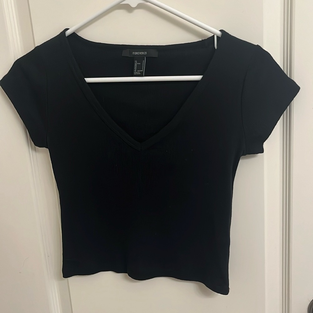 Black crop t shirt